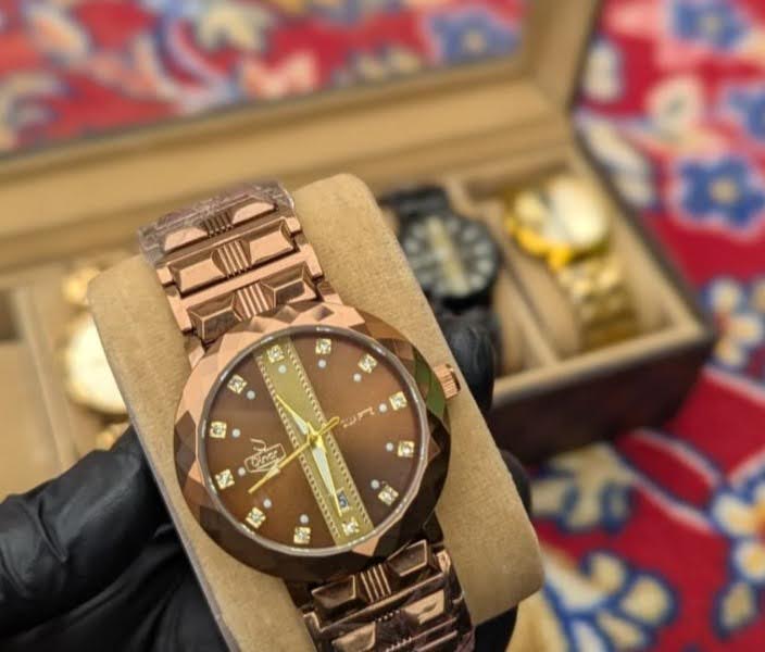 Olym Pianus Rose Gold-Tone: